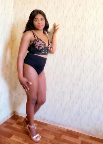 Shakira, Г. Кричев